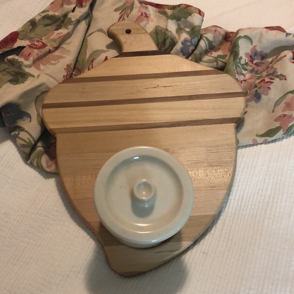 LONGABERGER American Craft 
Acorn Maple Wood Cutting Board + Ceramic Crock NEW - Picture 3 of 16